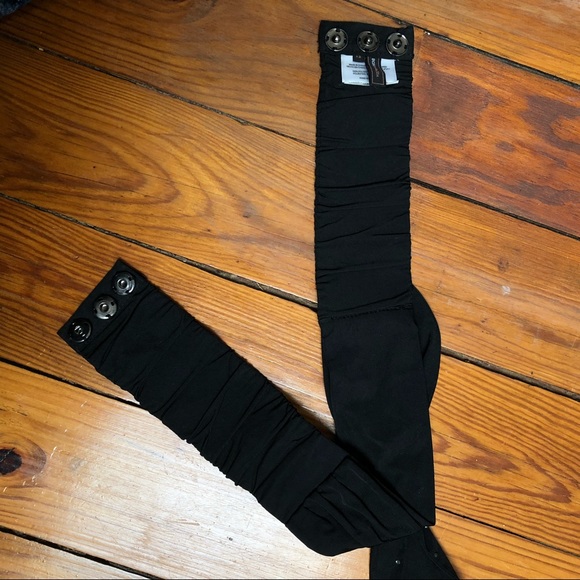 Bcbg max azria XS belt with bow and stones - Picture 5 of 7